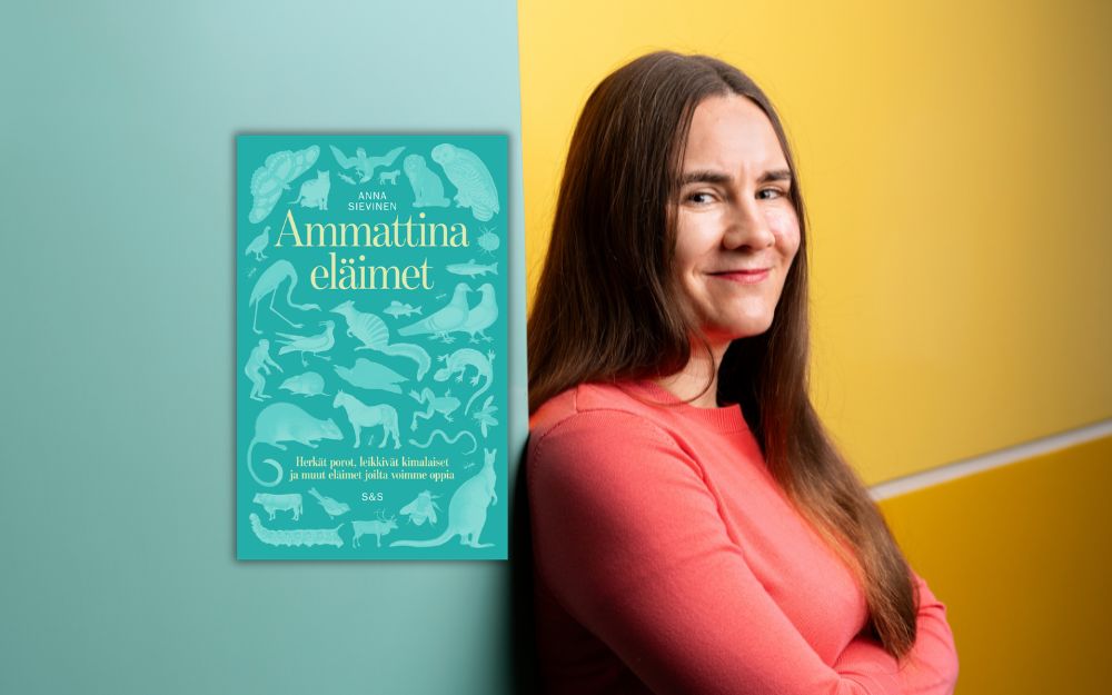 Anna Sievisen Ammattina eläimet kertoo eläinten älystä, tunteista ja käyttäytymisestä suomalaisten tutkijoiden ja asiantuntijoiden kautta.